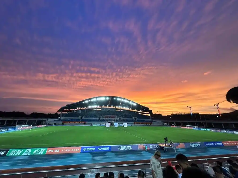 亚冠联赛：上海海港 VS 蔚山现代